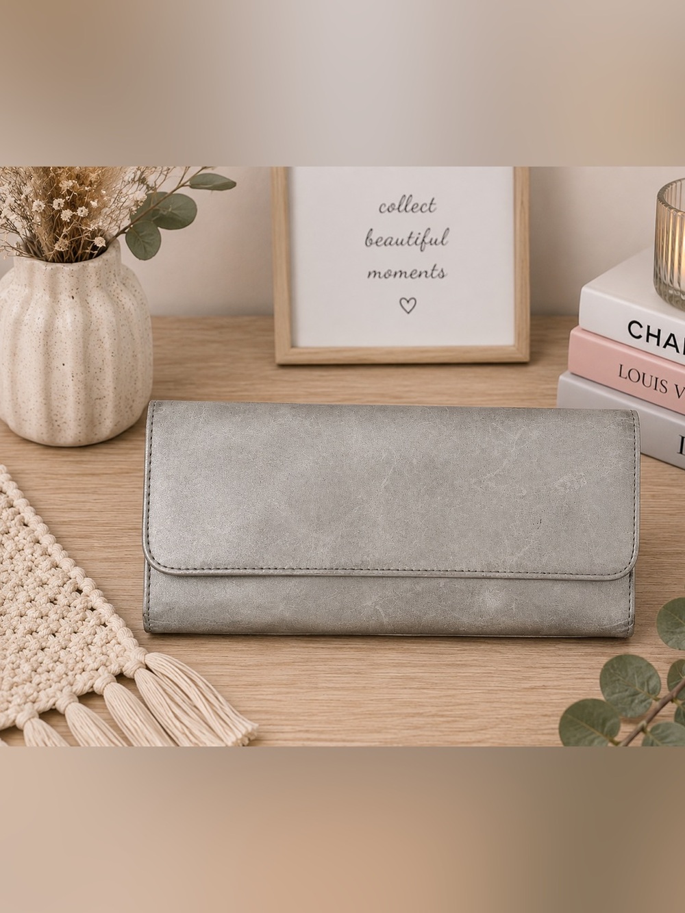 HOBO The Original Gray Leather Long Wallet Chevron Interior